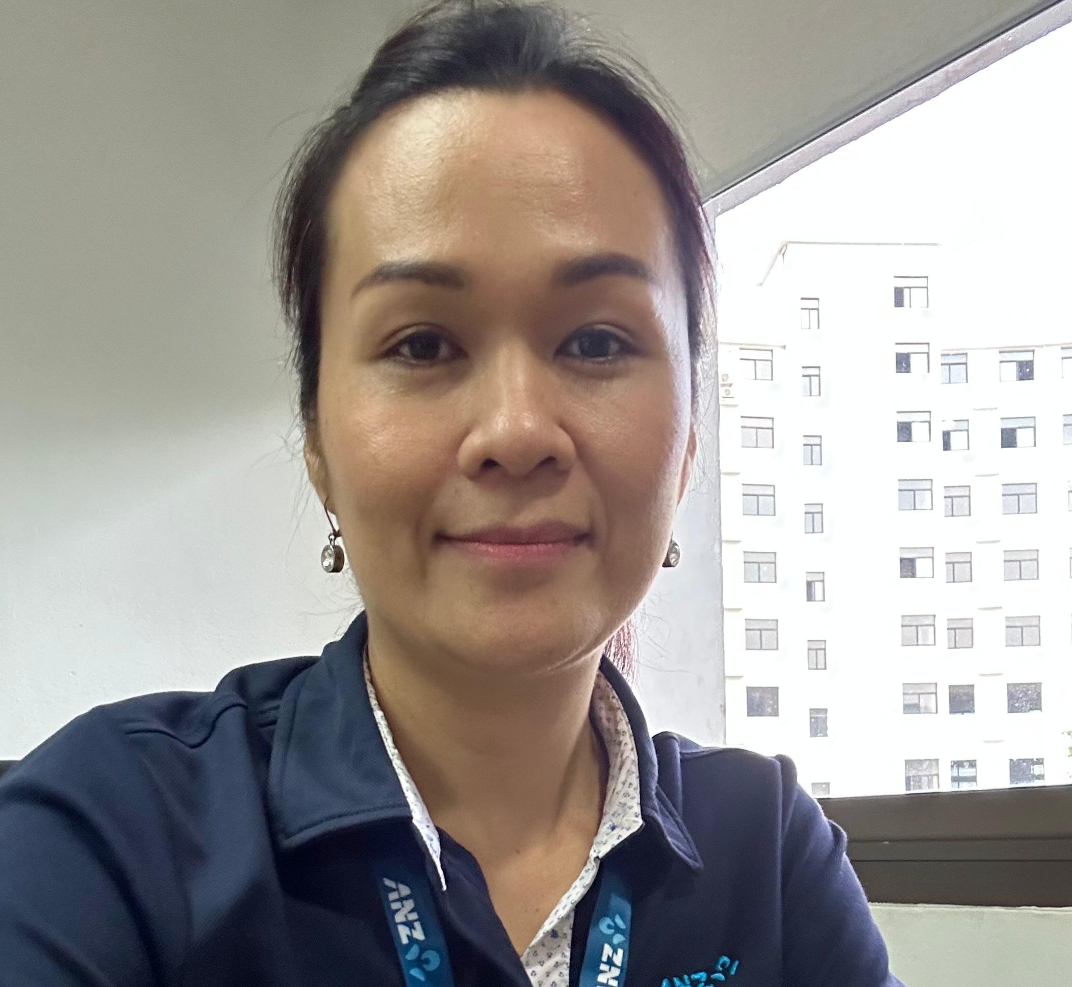 Manivanh Xayaphet at an ANZ Laos meeting